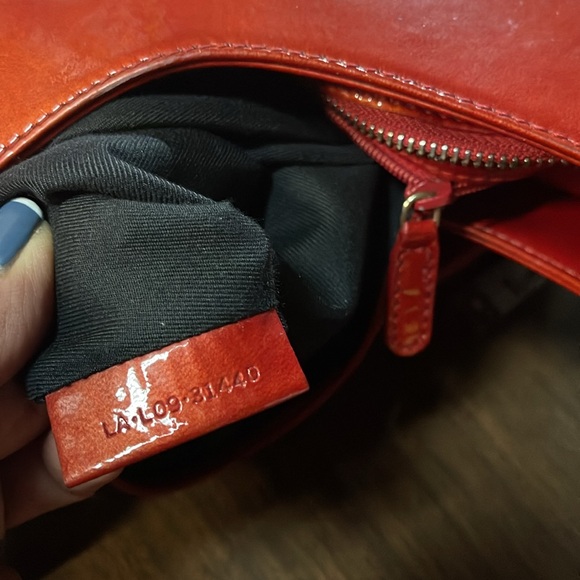 Bvulgary shoulder bag (Authentic) - Picture 11 of 14